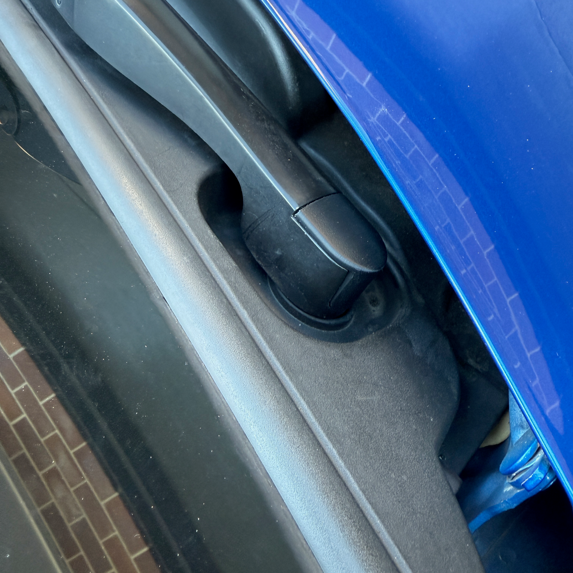 FG FGX Falcon Wiper Cap Drivers Side