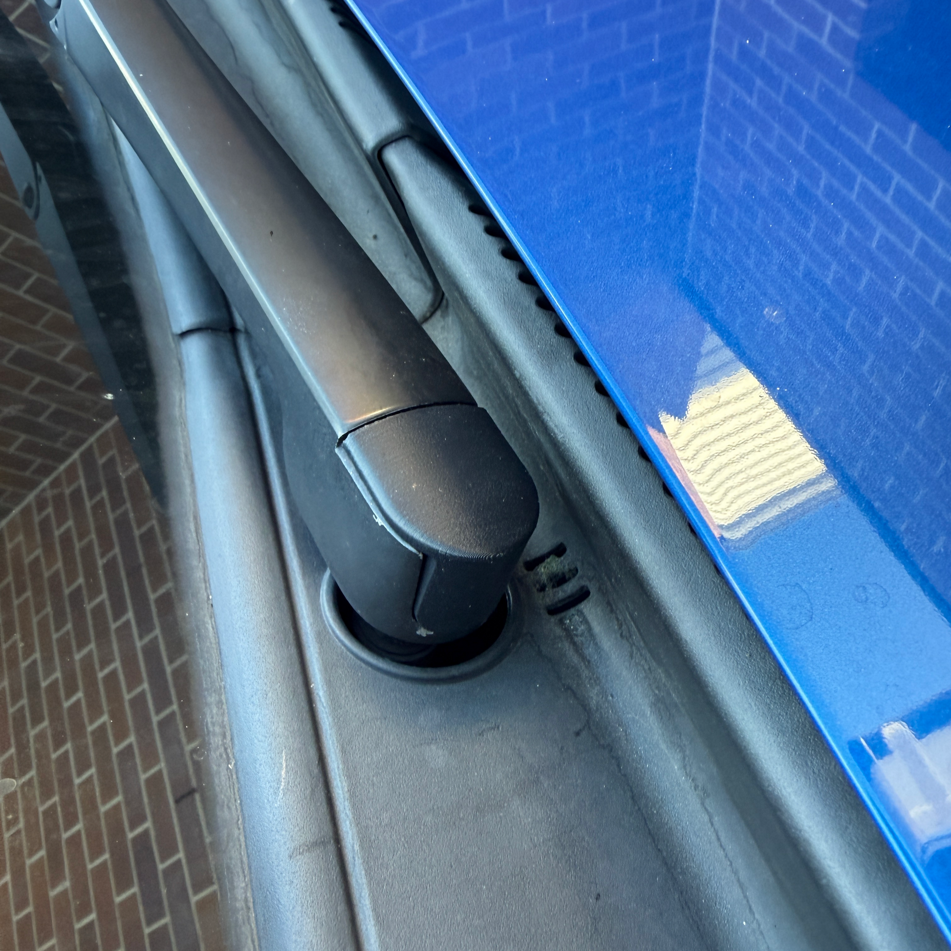 FG FGX Falcon Wiper Cap Middle